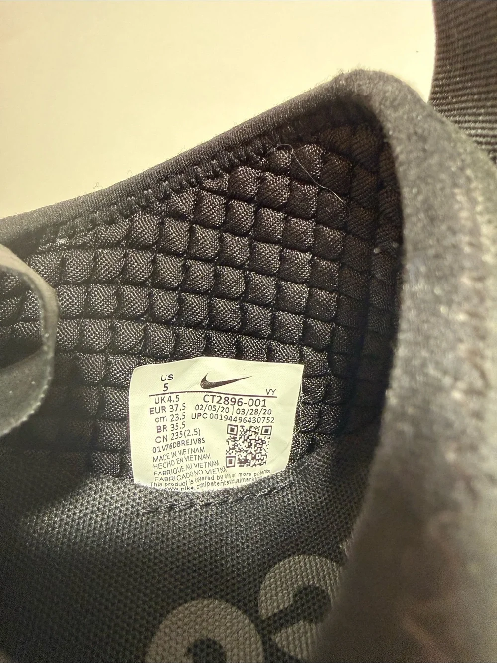 Nike ACG Moc 3.0 Black Slip-On Quilted Athletic Shoe Comfortable Everyday Wear